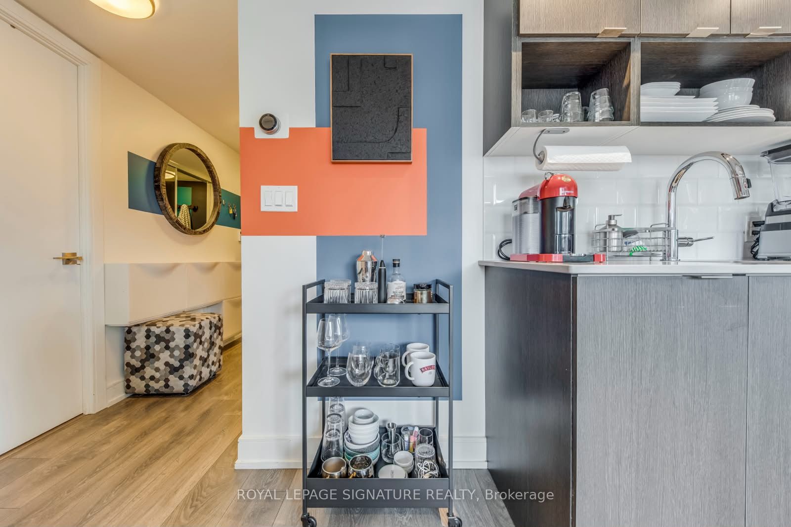89 McGill Street 1011