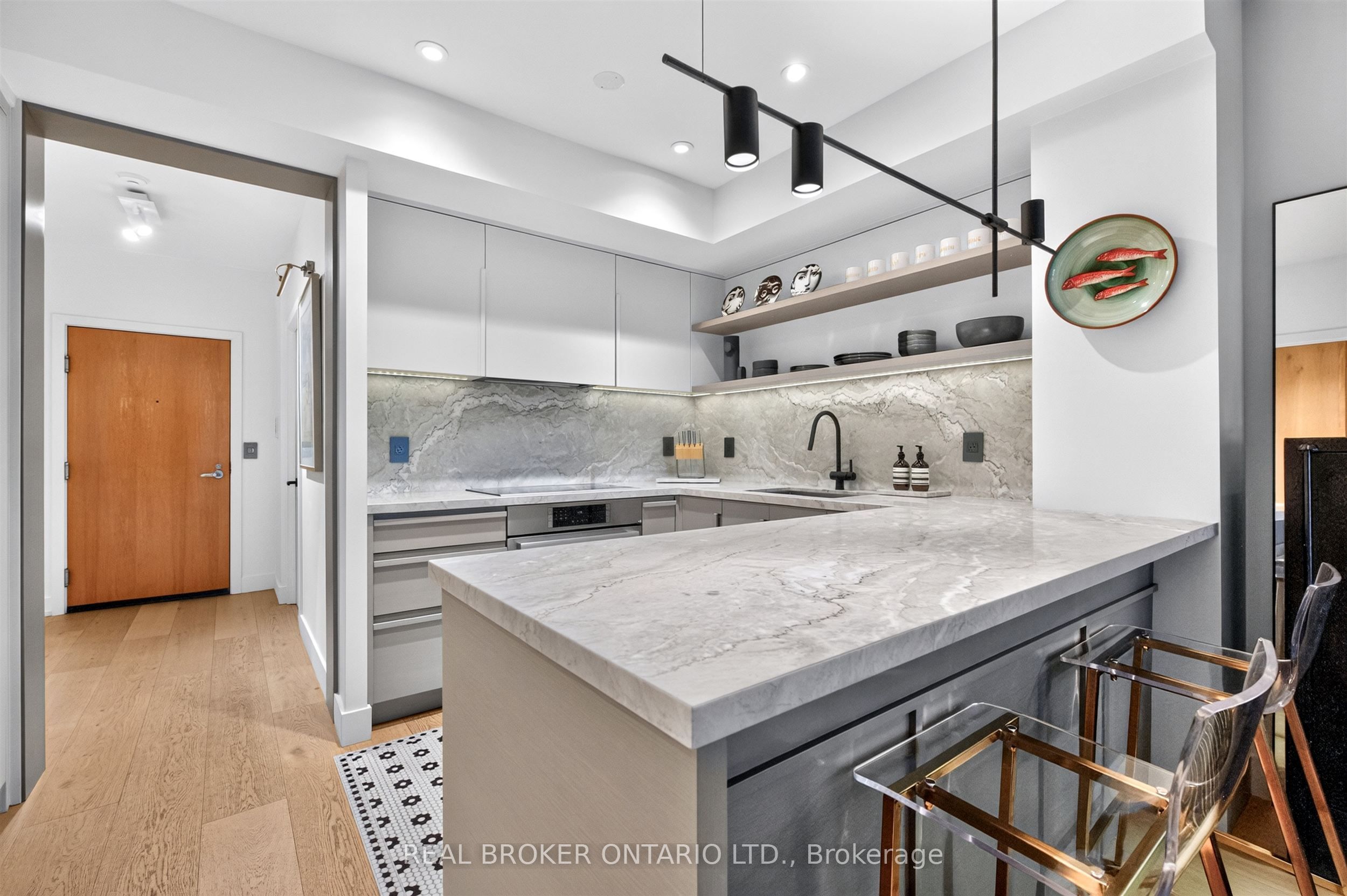 168 King Street E 1604