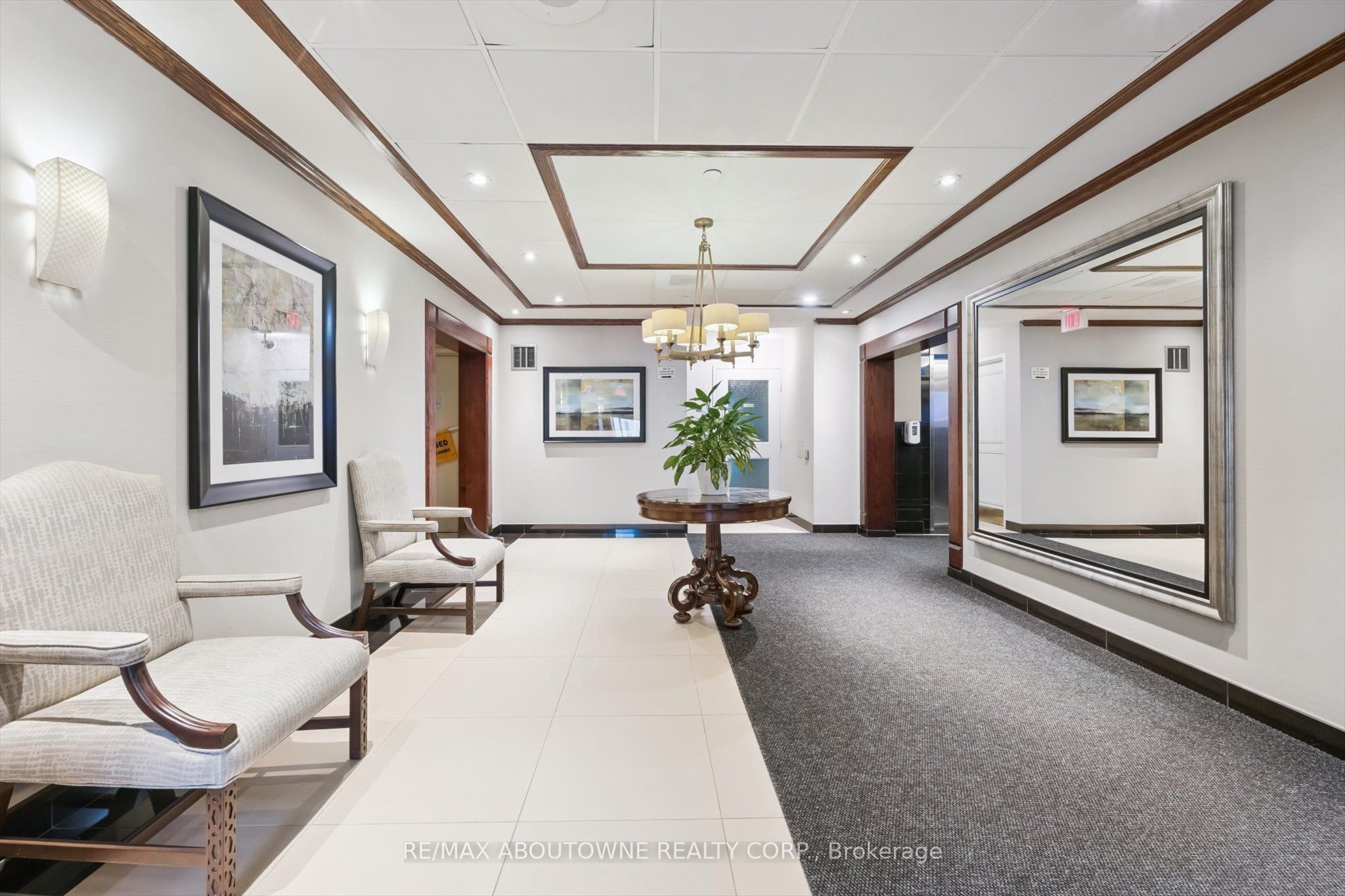 101 Subway Crescent 1709