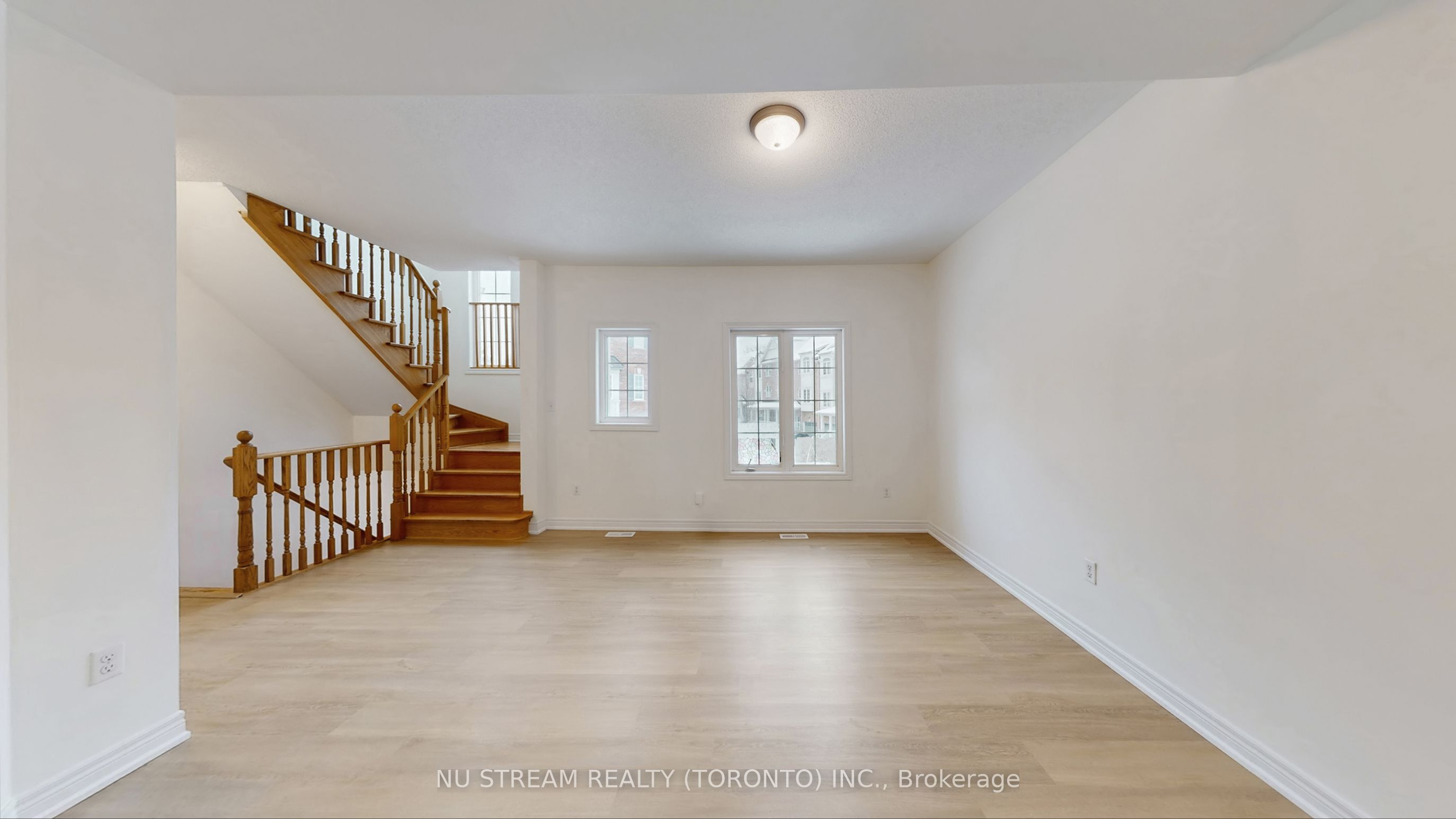 15 Old Colony Road 72