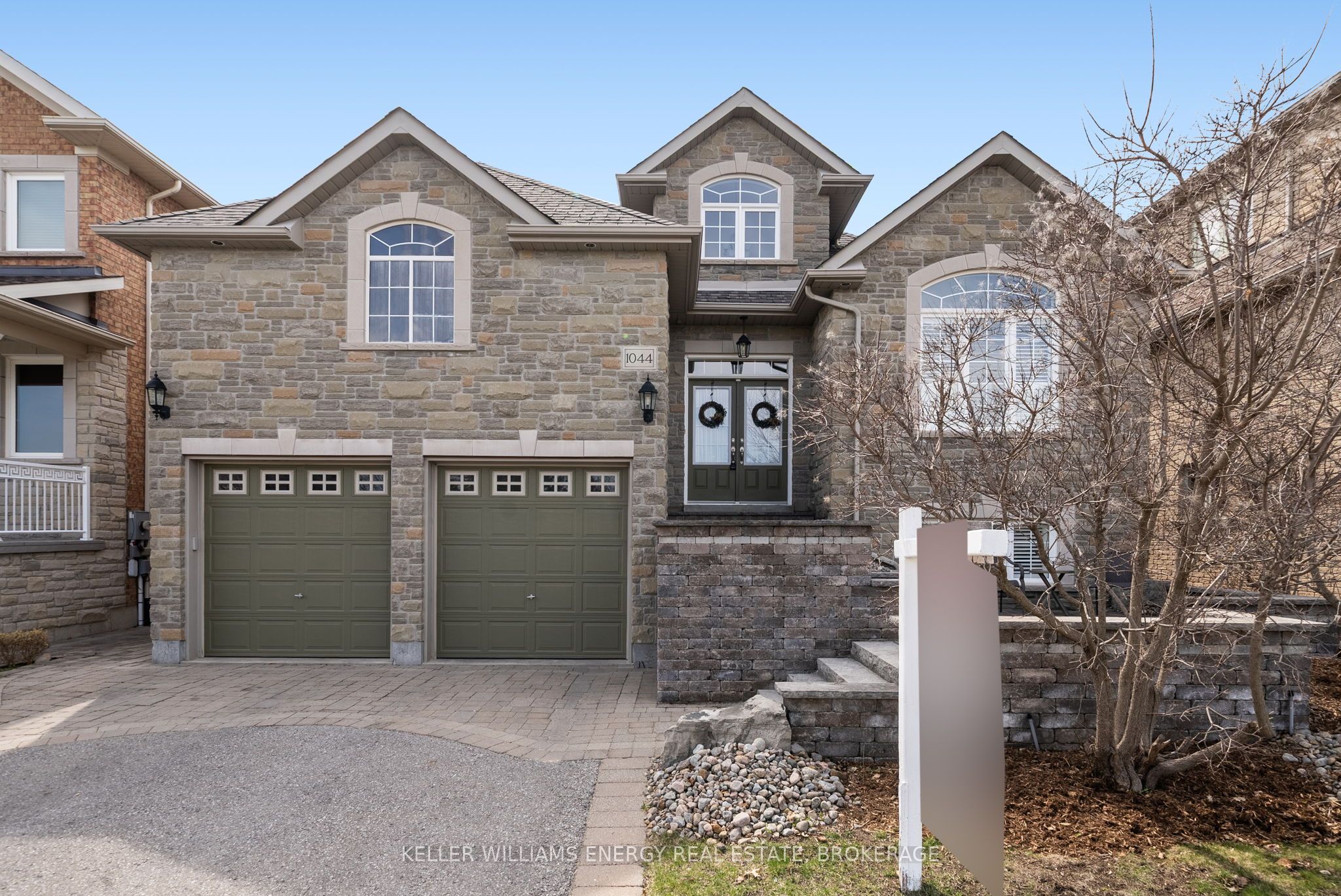 1044 Swiss Heights