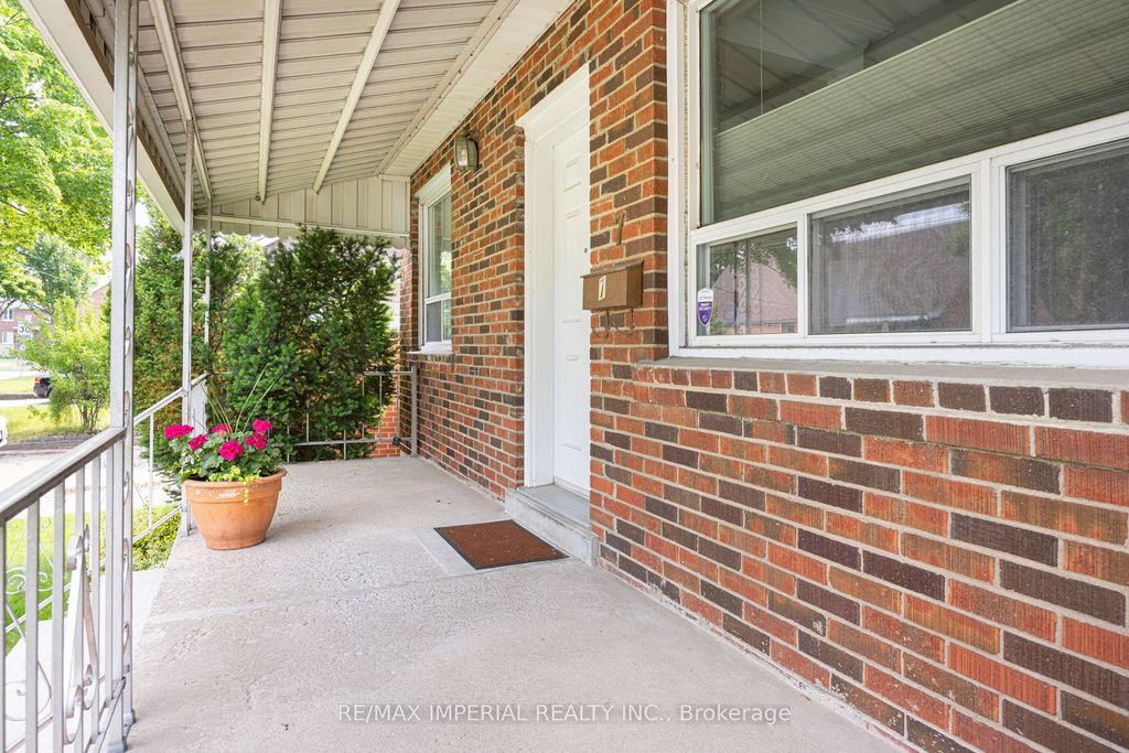 Photo of 7 Doddington Drive, Toronto, ON M8Y 1S3 (MLS # W13046304)