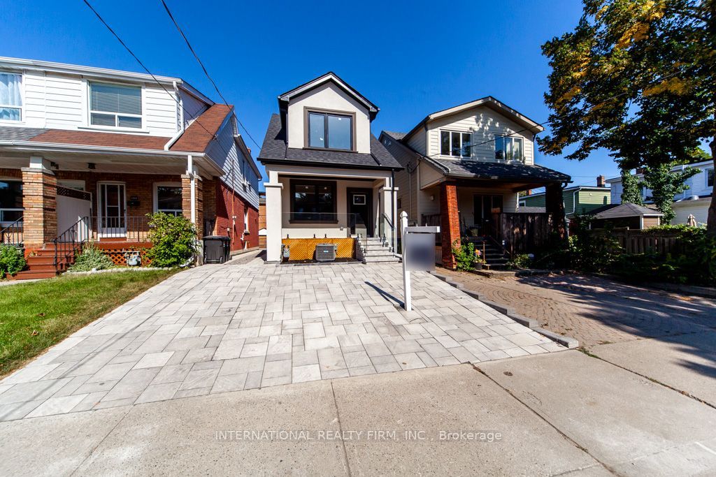 Photo of 186 Milverton Boulevard, Toronto, ON M4J 1V4 (MLS # E12399610)