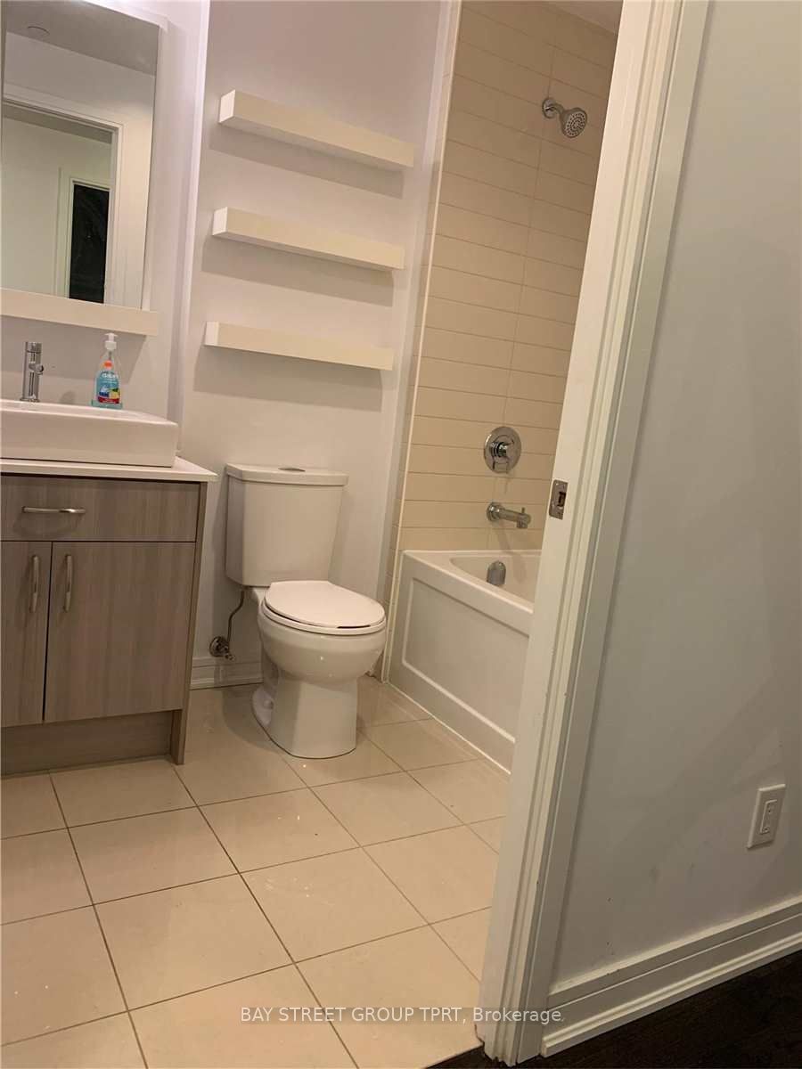 9205 Yonge Street 314