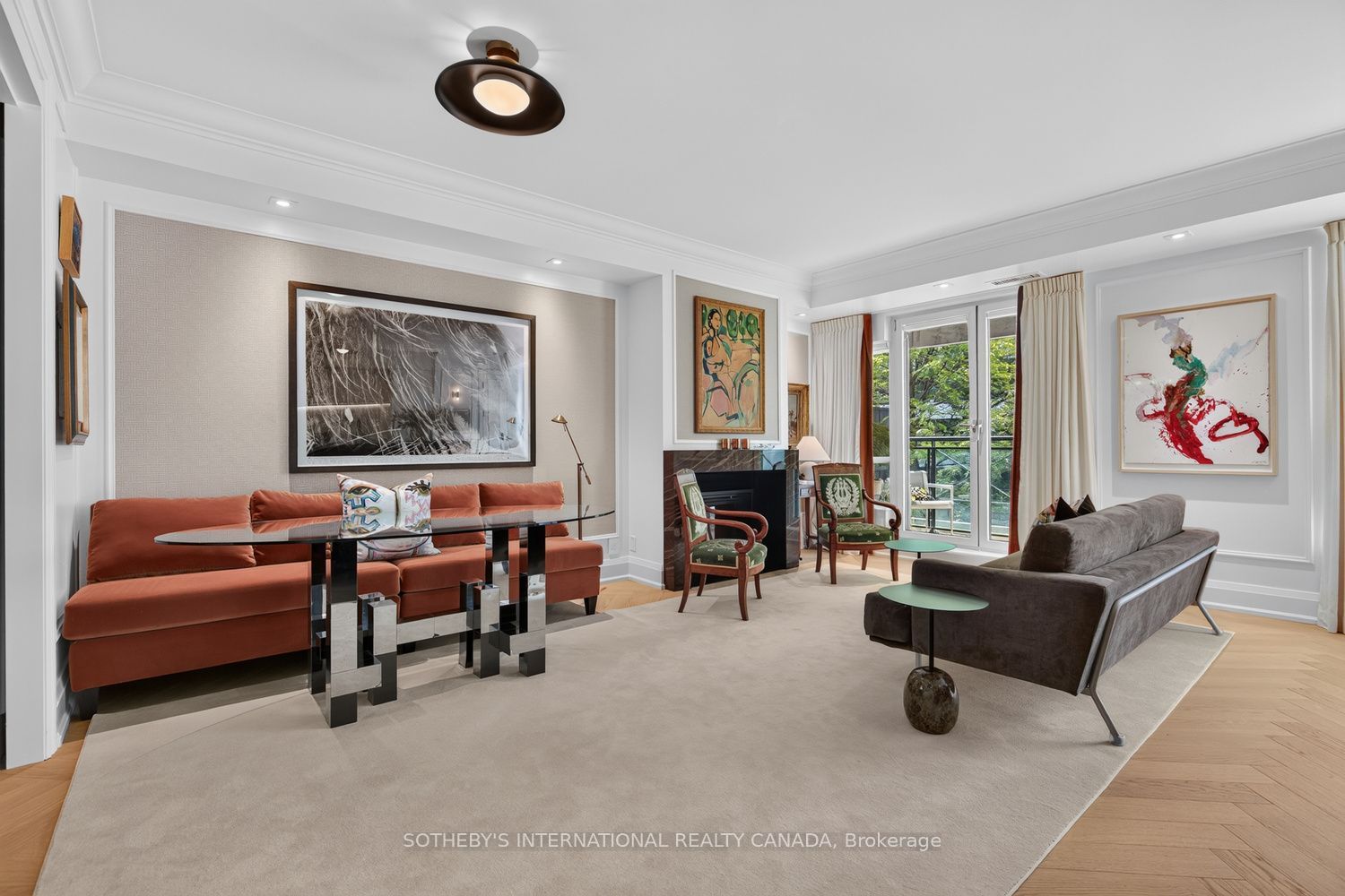 20 Scrivener Square 301