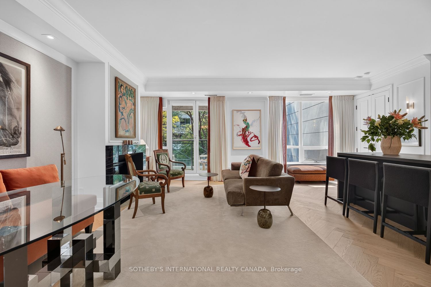 20 Scrivener Square 301