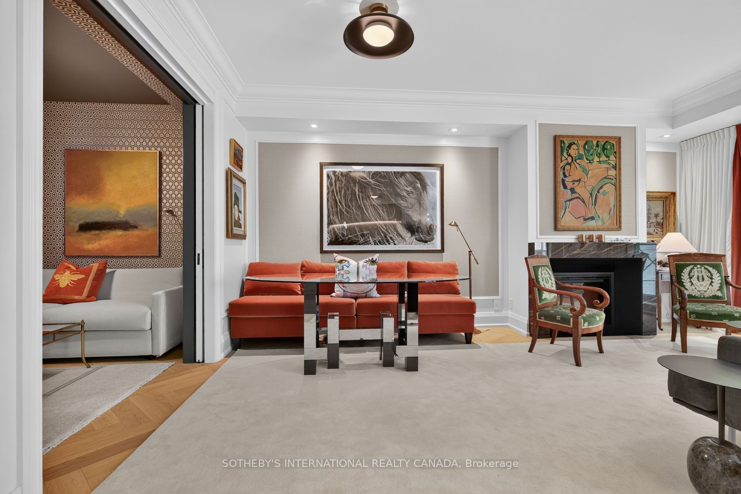20 Scrivener Square 301