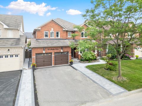 64 Heather Drive Lower Richmond Hill ON L4E 0N1