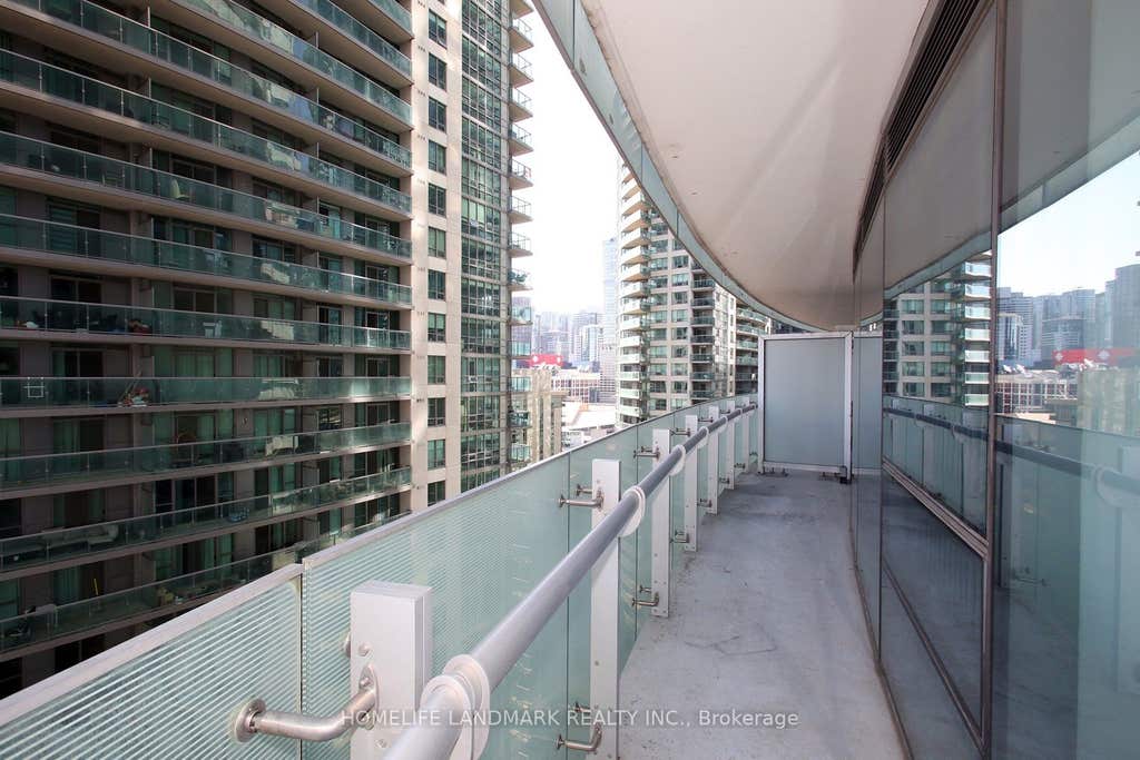Photo of 12 York Street #1504, Toronto, ON M5J 0A9 (MLS # C13247176)