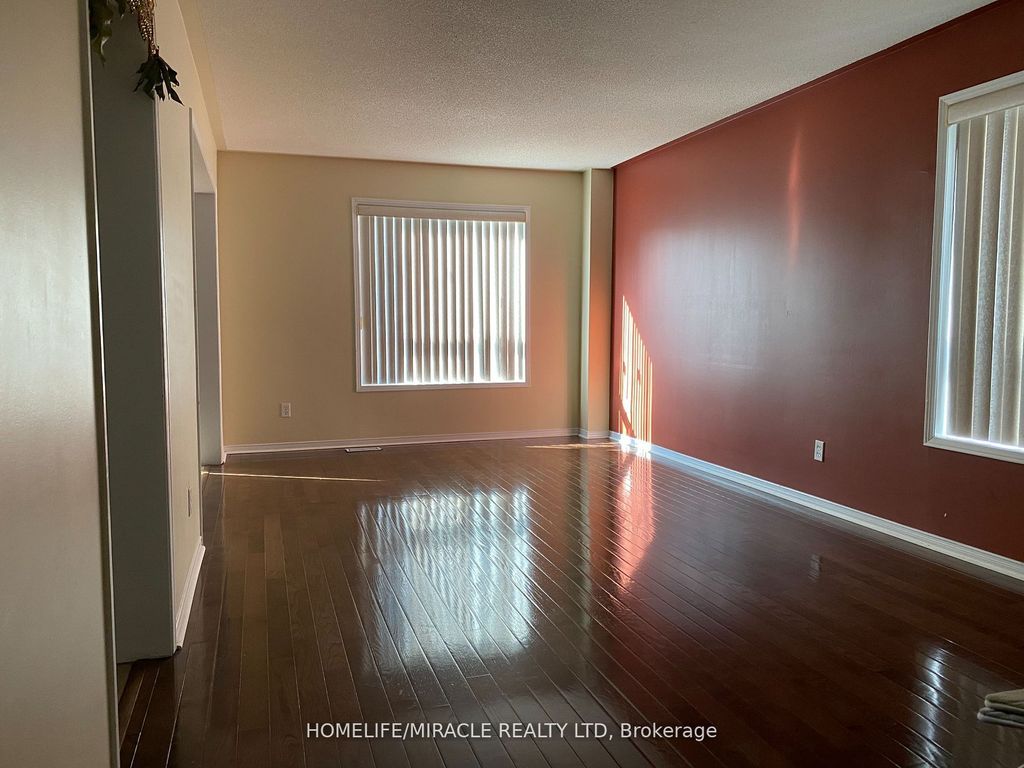 Photo of 7419 Magistrate Terrace, Brampton, ON L5W 1K9 (MLS # W13108758)