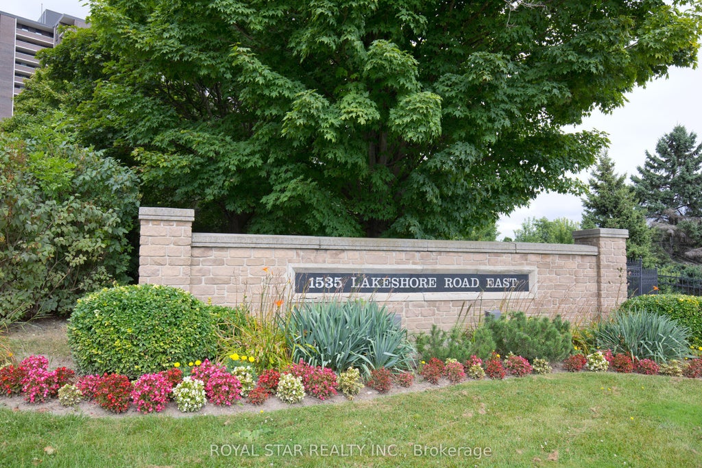 Photo of 1535 Lakeshore Road E #1607, Mississauga, ON L5E 3E2 (MLS # W13598740)