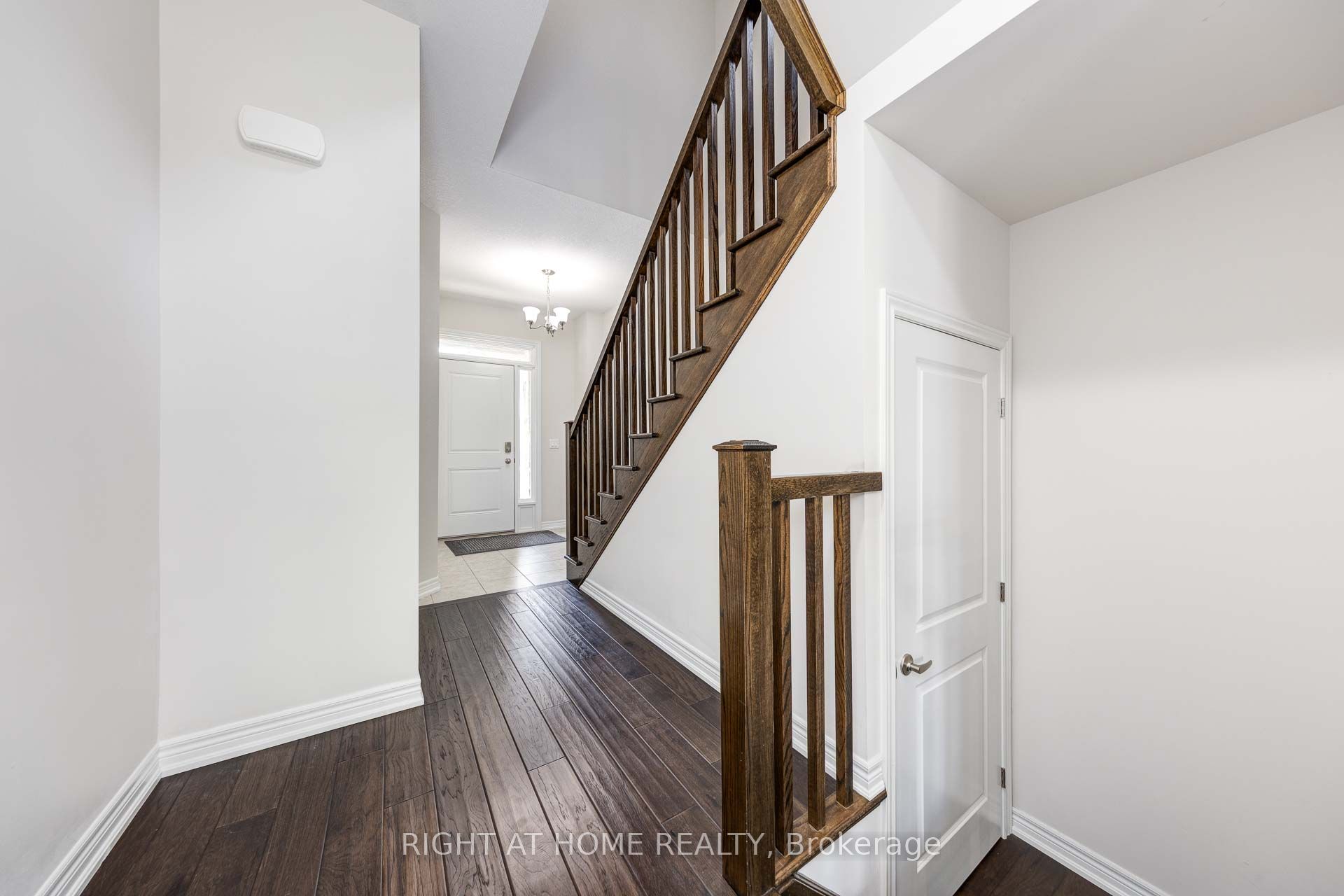 71 Southshore Crescent