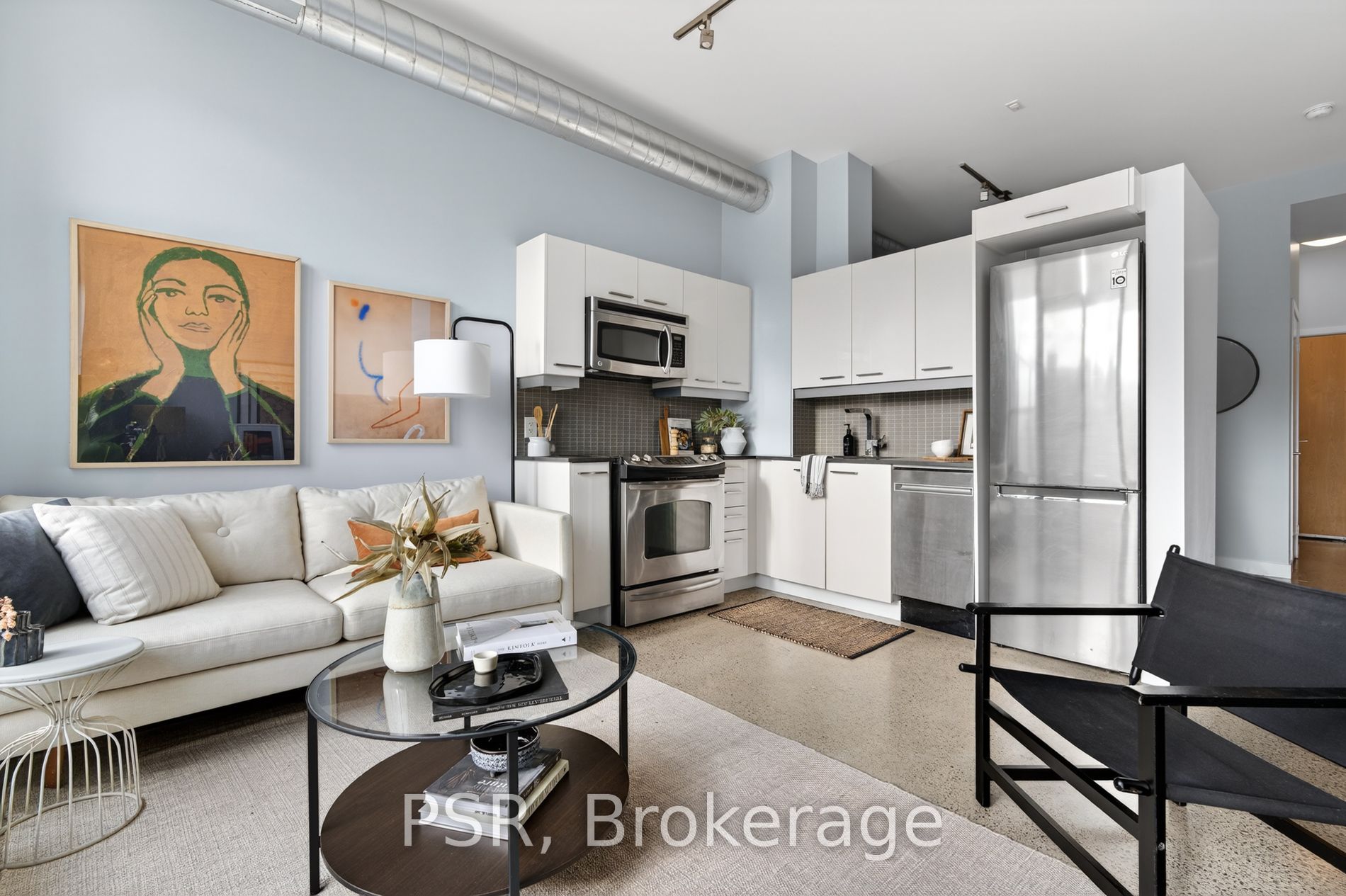 510 King Street E 407