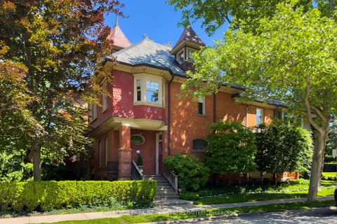 1 Hawthorn Avenue Toronto ON M4W 2Z1