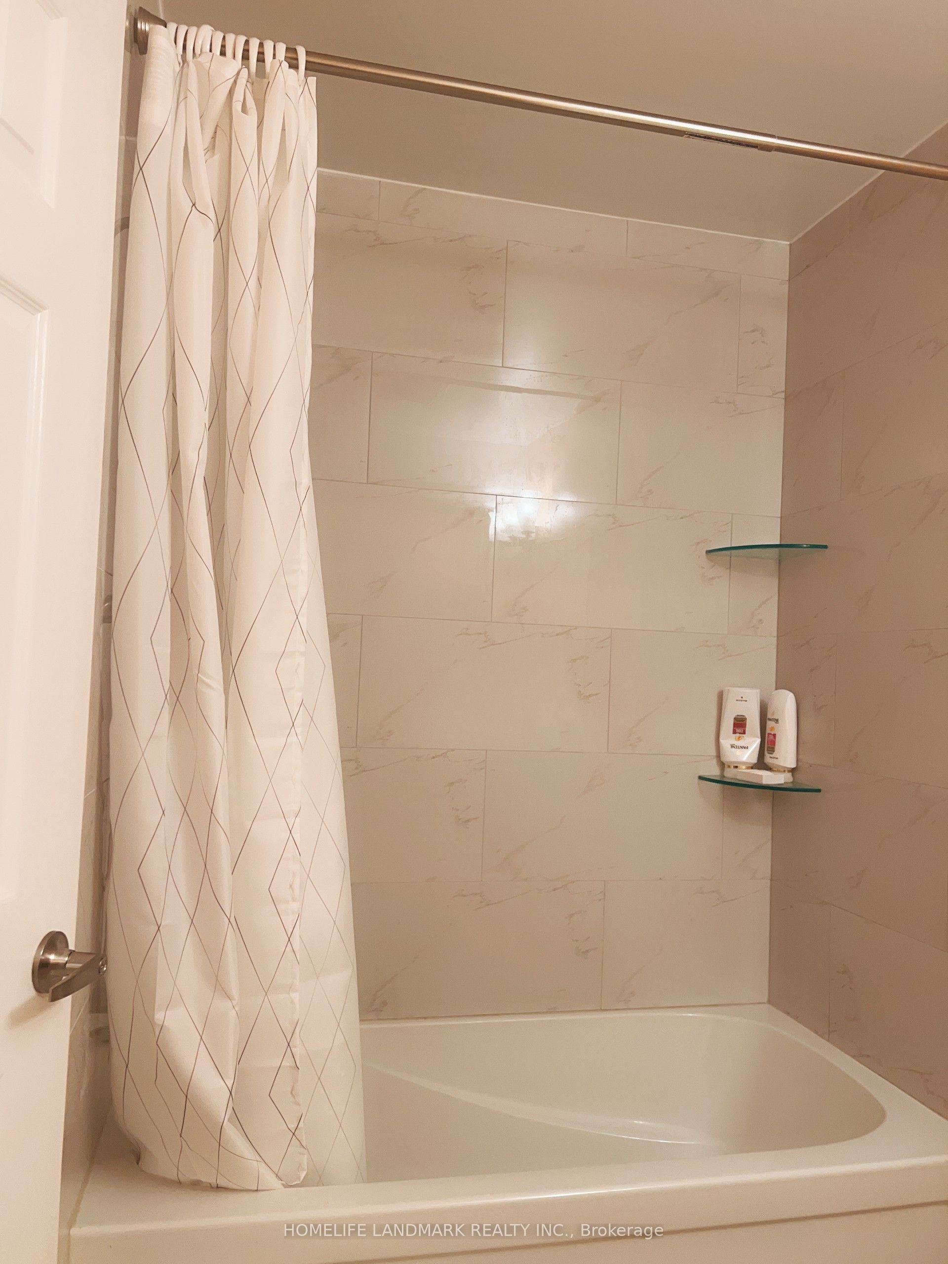 8 Stony Hill Boulevard