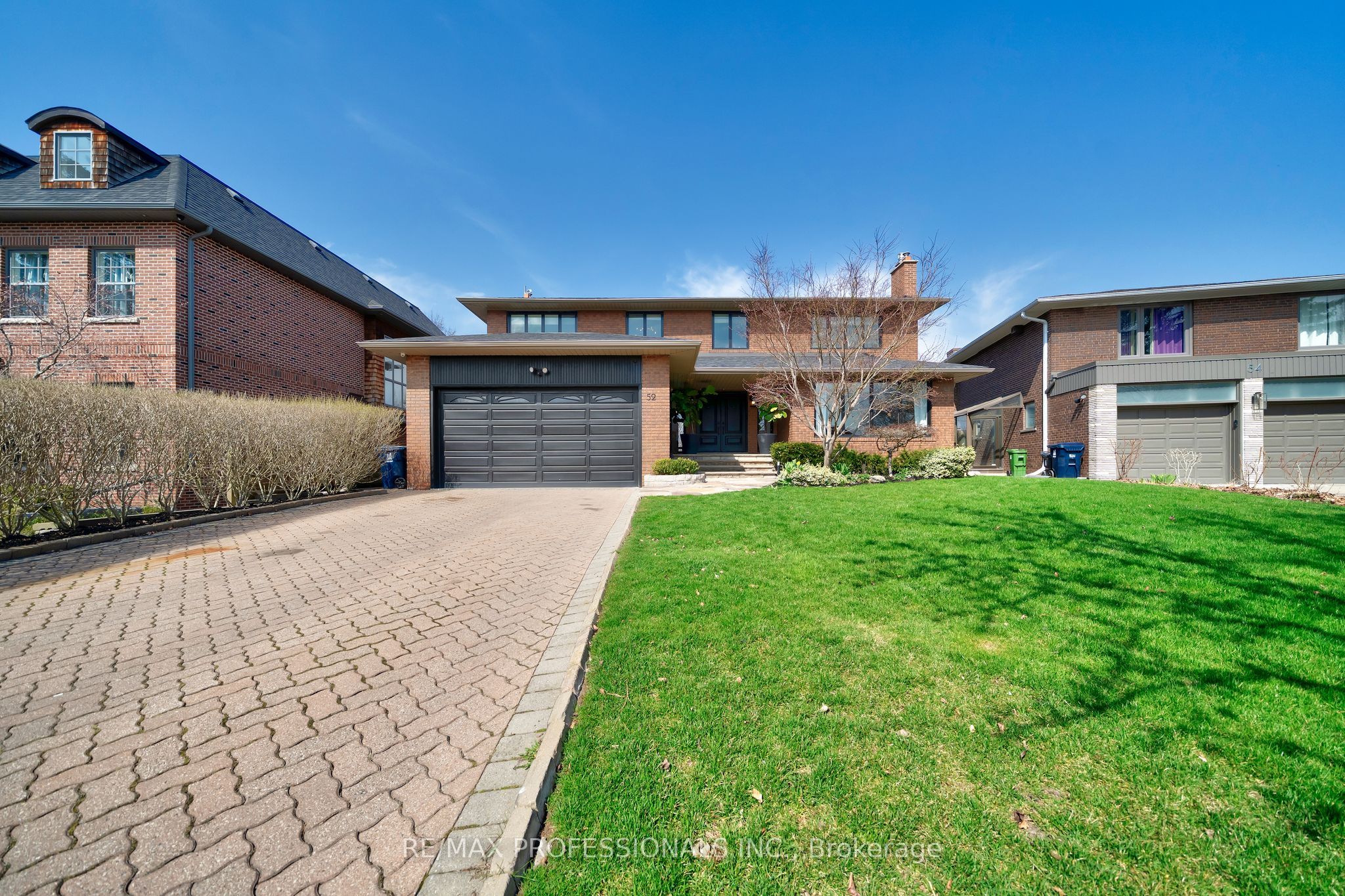 52 Courtsfield Crescent