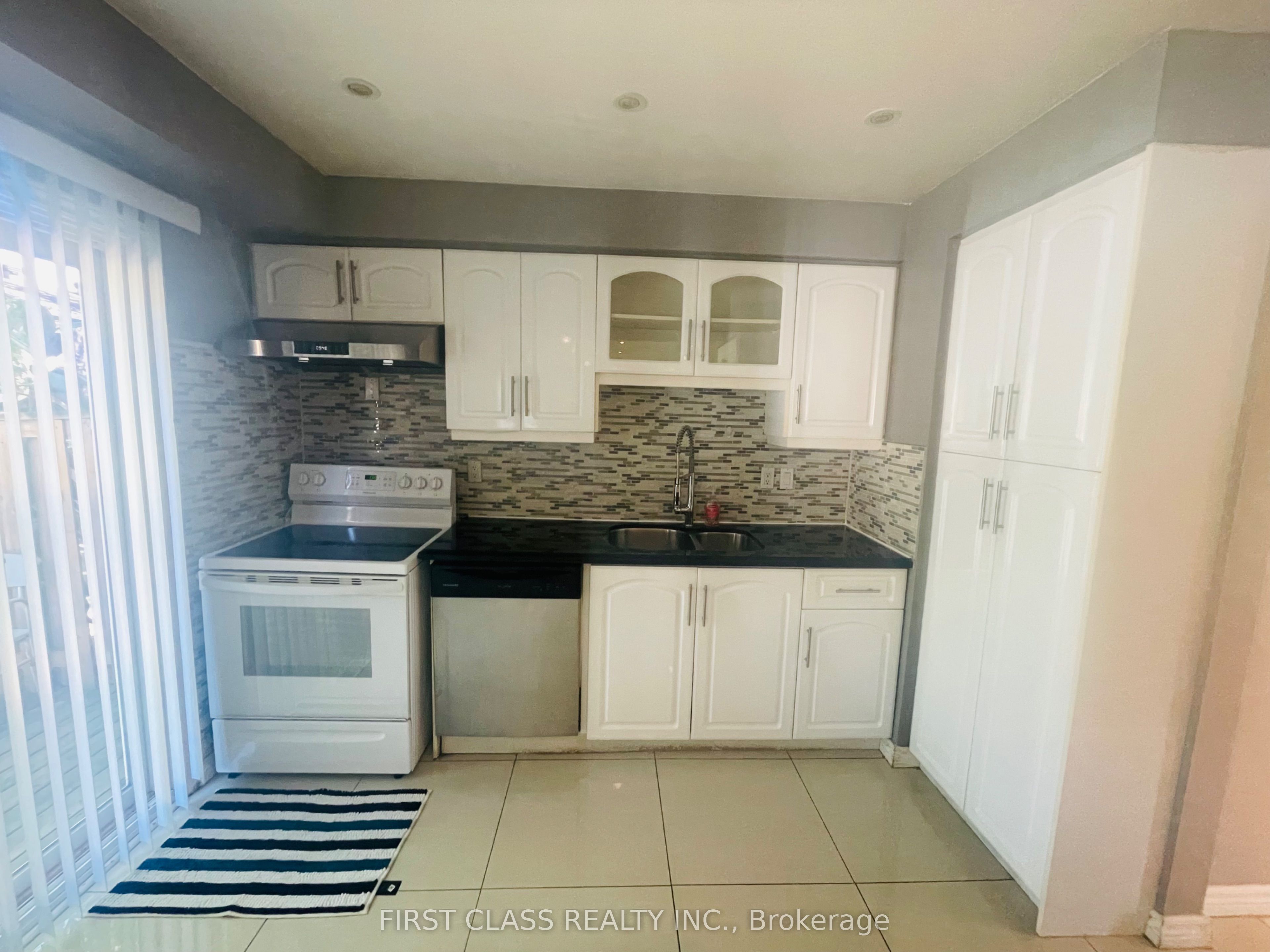 830 Stainton Drive 51