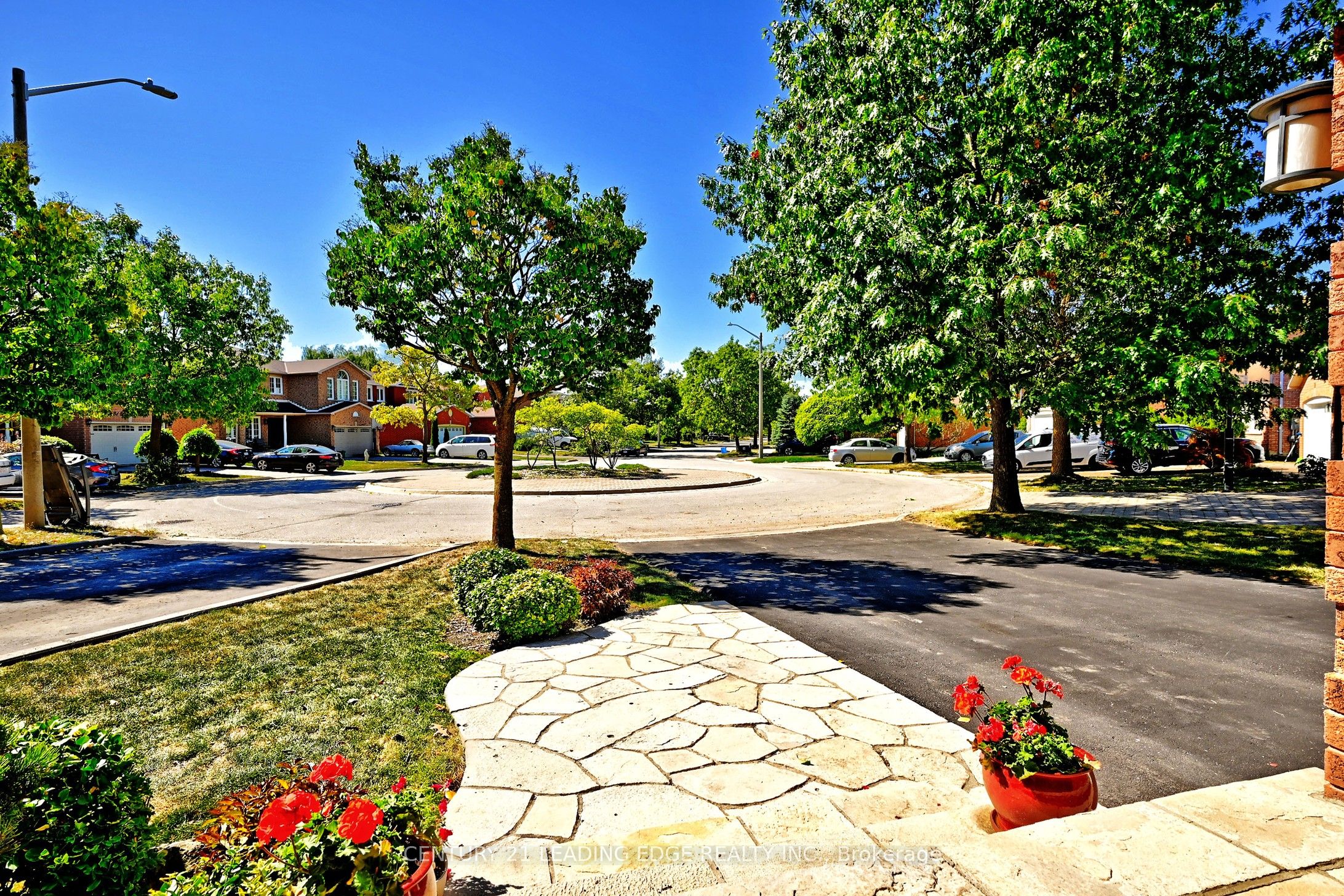34 Pandora Court