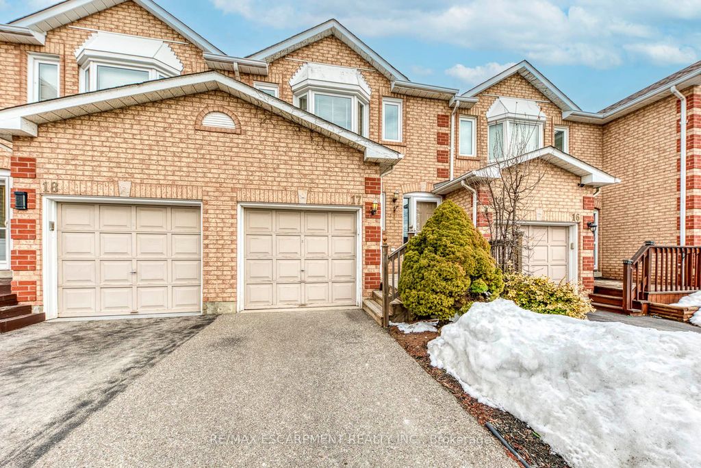 Photo of 2350 Grand Ravine Drive #17, Oakville, ON L6H 6E2 (MLS # W12892090)