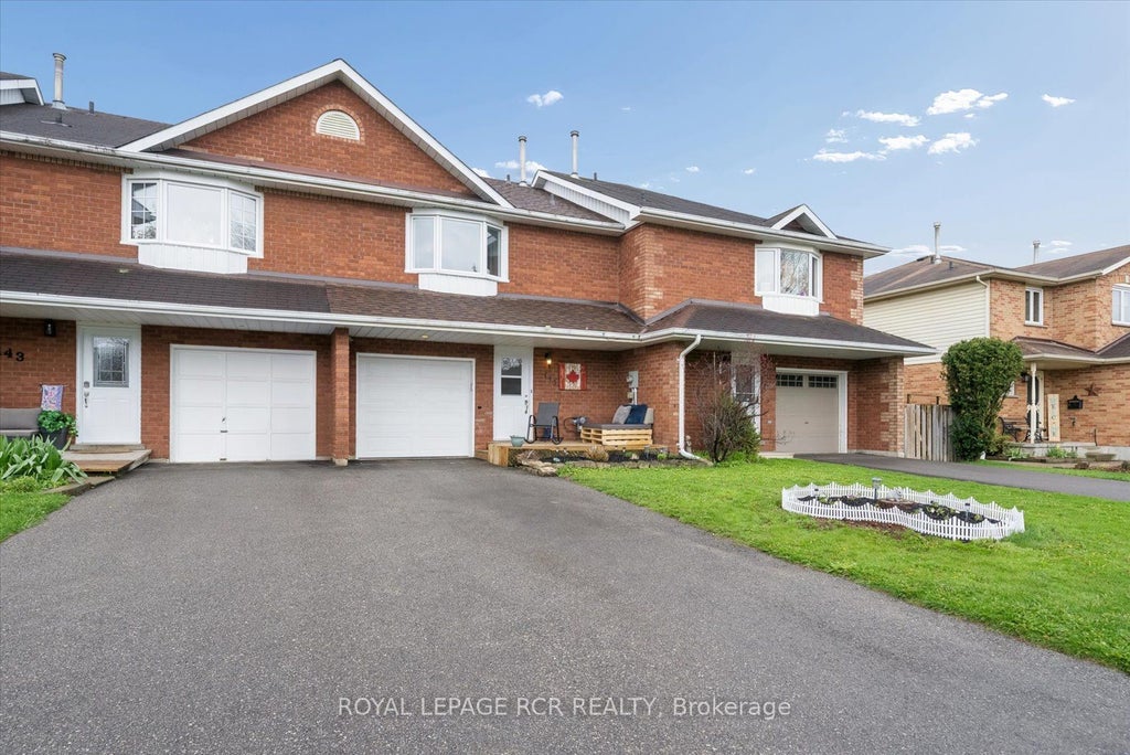 Photo of 145 Beattie Avenue, New Tecumseth, ON L9R 1C3 (MLS # N13420456)