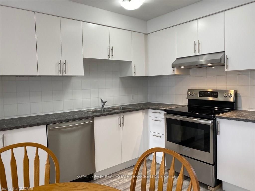 385 Kerr Street Second Floor