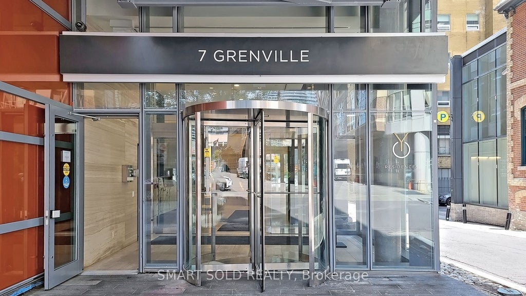 Photo of 7 Grenville Street #3211, Toronto, ON M4Y 0E9 (MLS # C13840796)