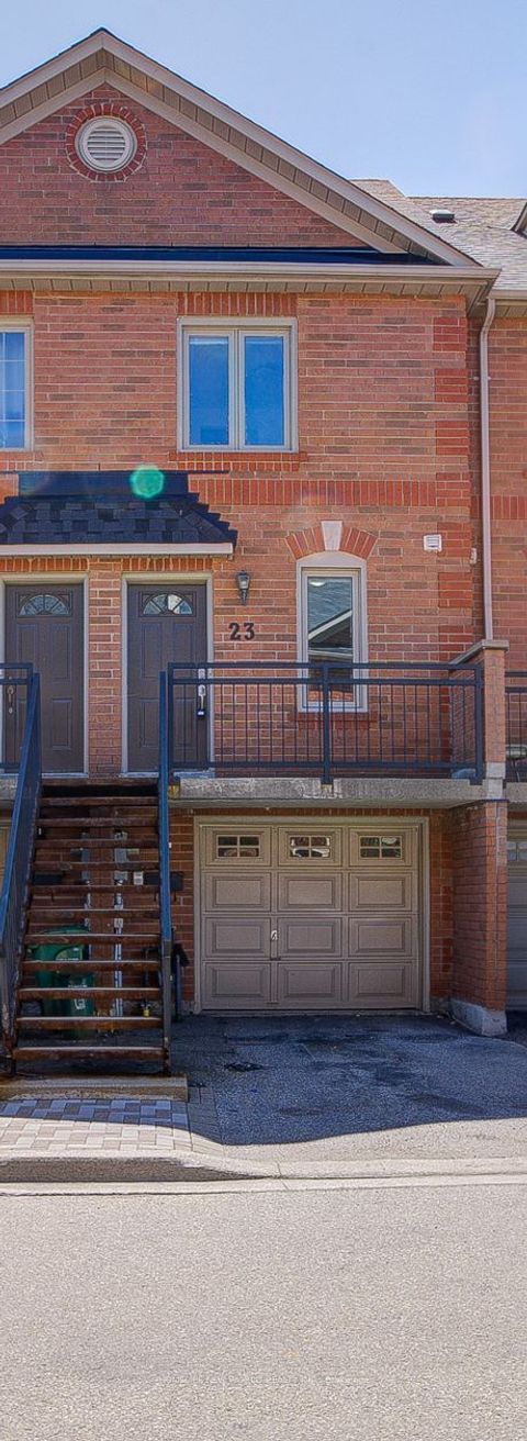 3895 Doug Leavens Boulevard 23 Mississauga ON L5N 7G1