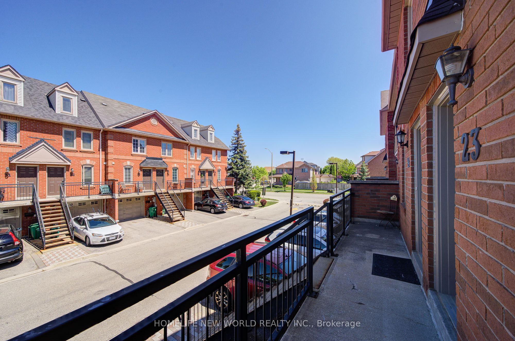 3895 Doug Leavens Boulevard 23