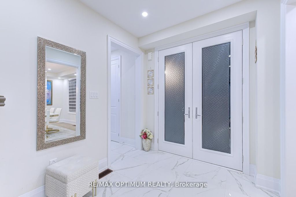 Photo of 73 Dairymaid Road, Brampton, ON L6X 5R9 (MLS # W12996290)