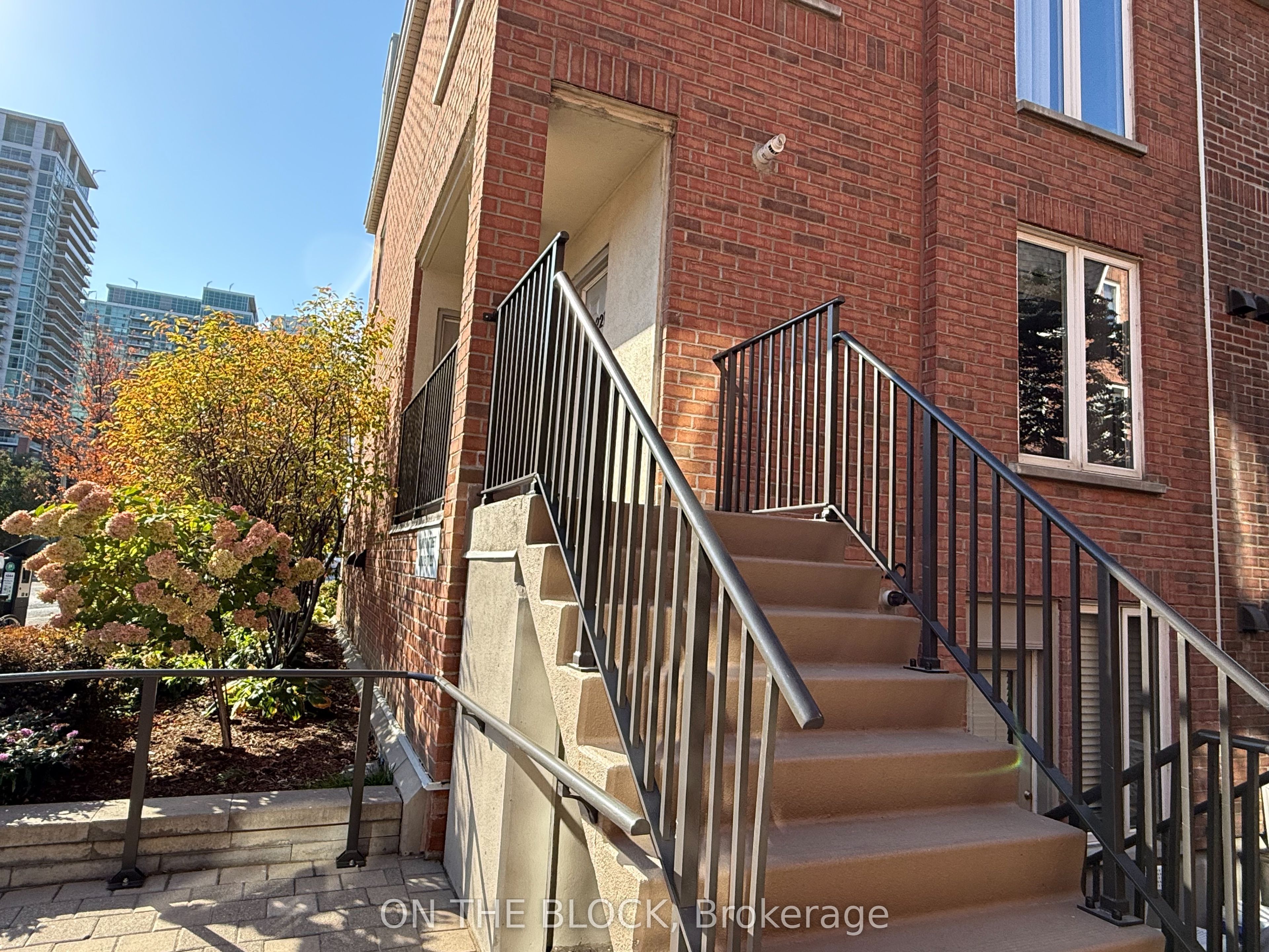 28 Douro Street 223
