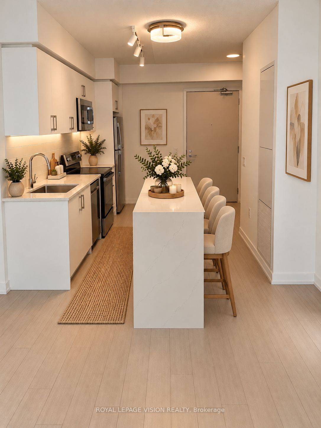 4010 Eglinton Avenue W 1017