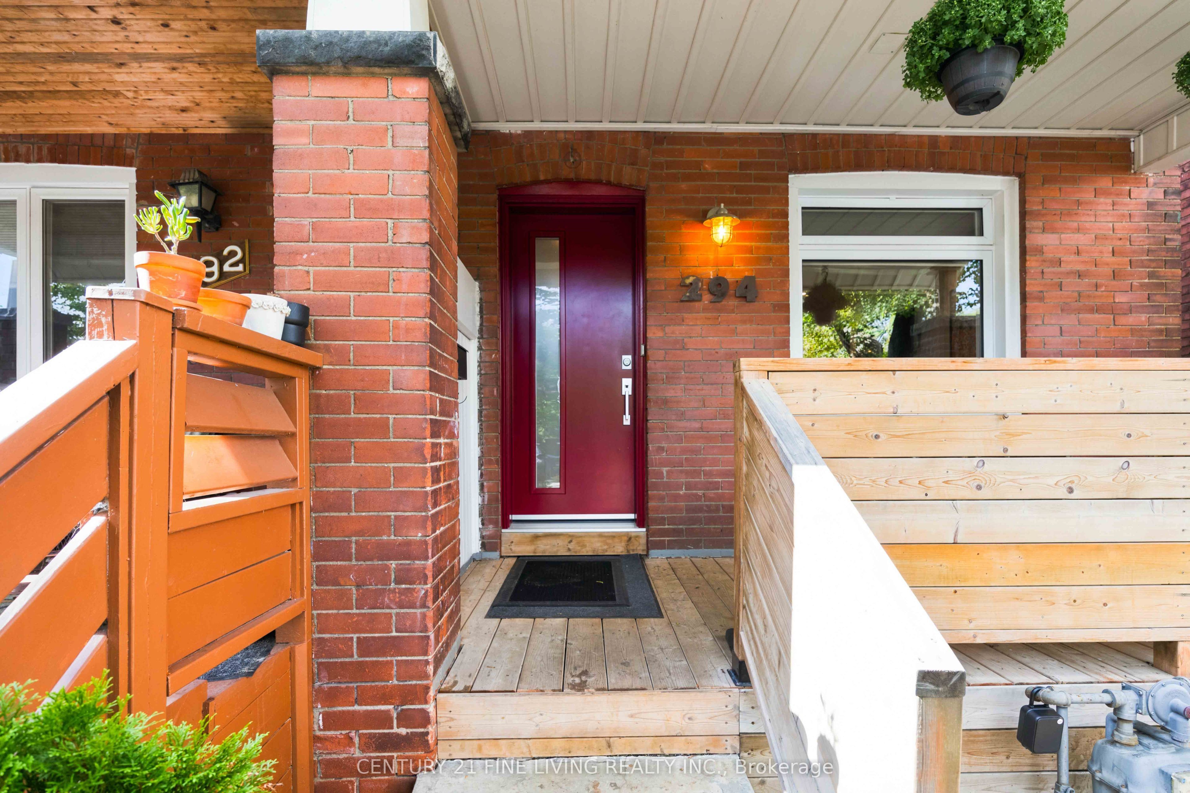 294 Gainsborough Road