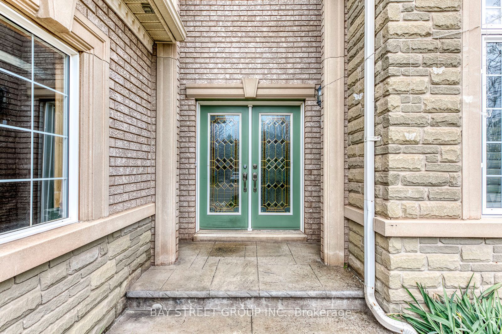 2179 North Ridge Trail