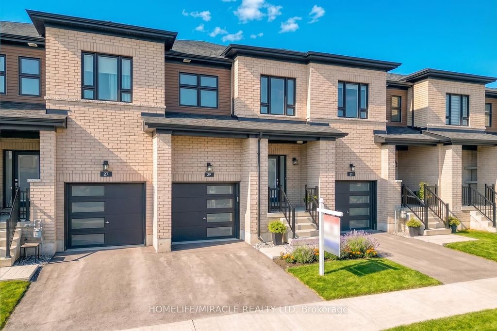 Photo of 29 Turnberry Lane, Barrie, ON L9J 0M8 (MLS # S13009656)