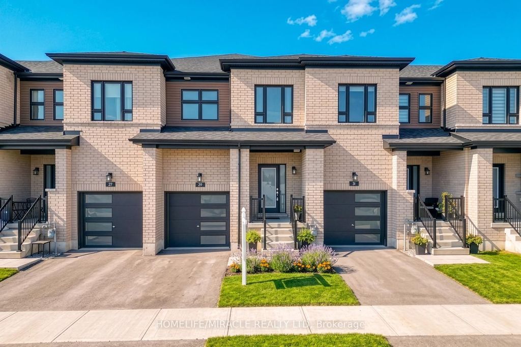 Photo of 29 Turnberry Lane, Barrie, ON L9J 0M8 (MLS # S13009656)