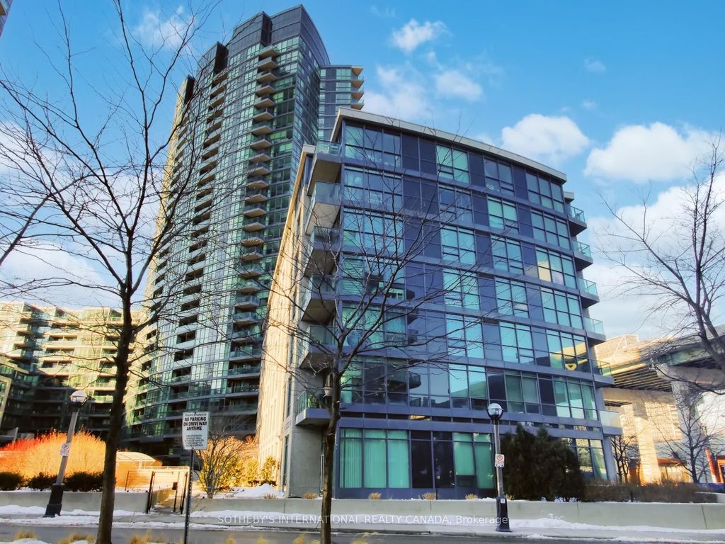 Photo of 231 Fort York Boulevard #537, Toronto, ON M5V 1B2 (MLS # C12729612)