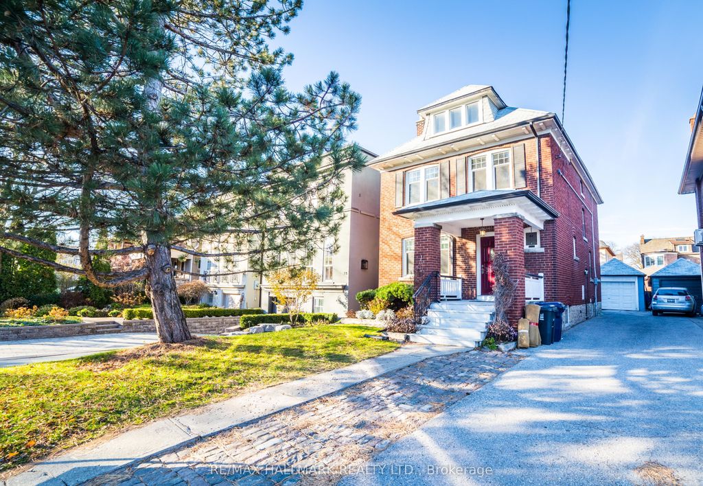 Photo of 40 Snowdon Avenue, Toronto, ON M4N 2A6 (MLS # C12745940)
