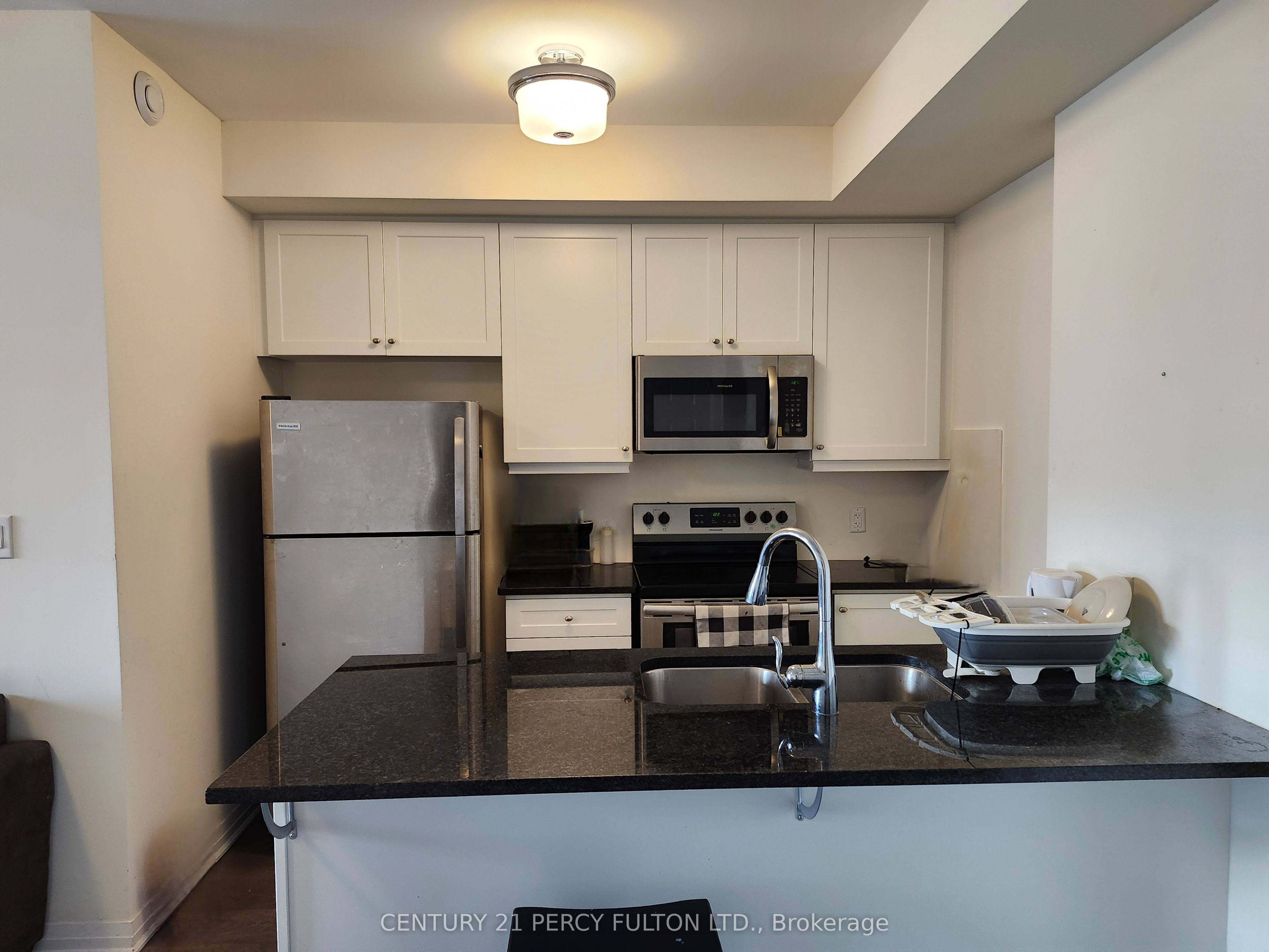 2 Adam Sellers Street 402