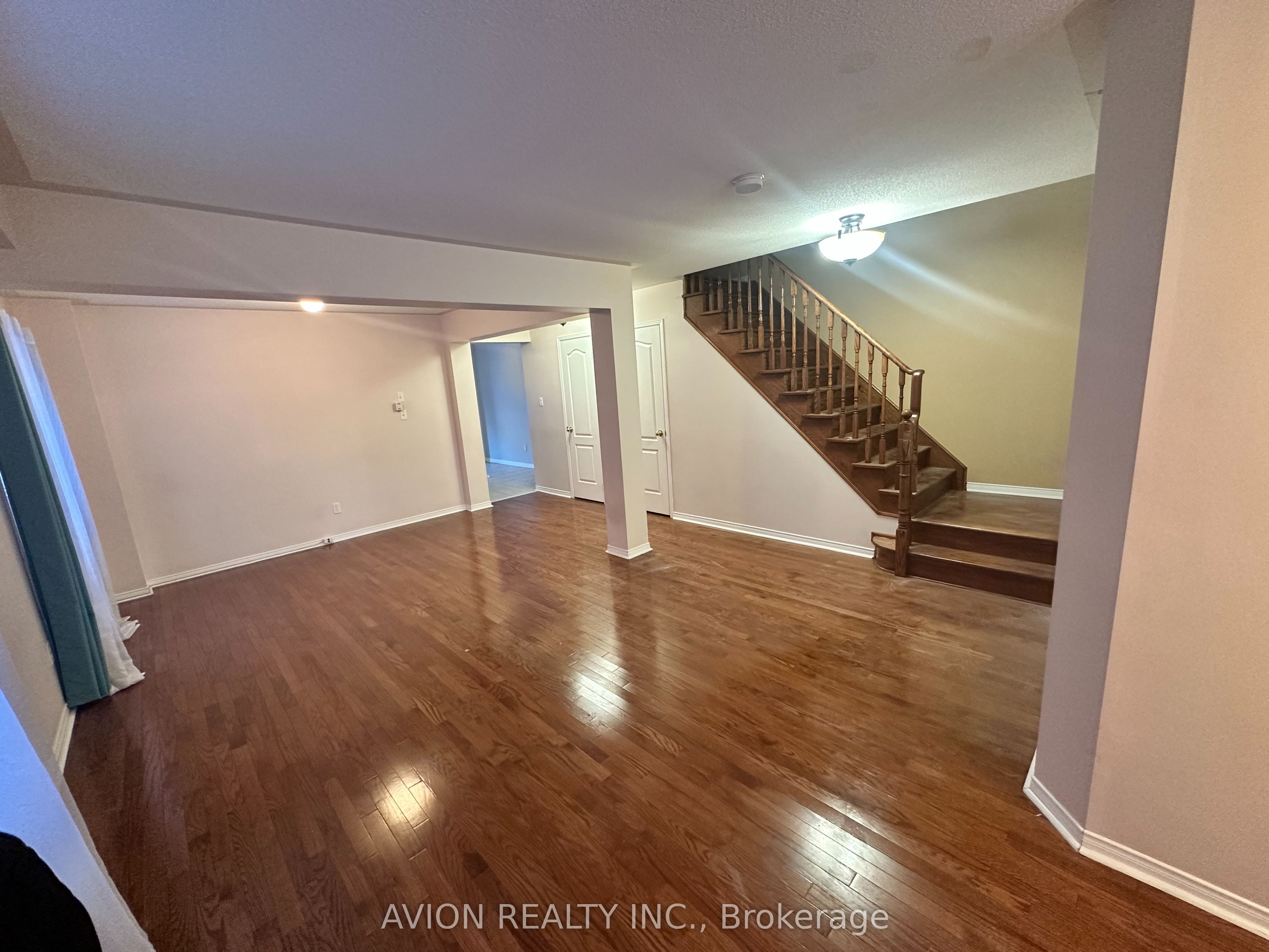 3046 Mission Hill Drive