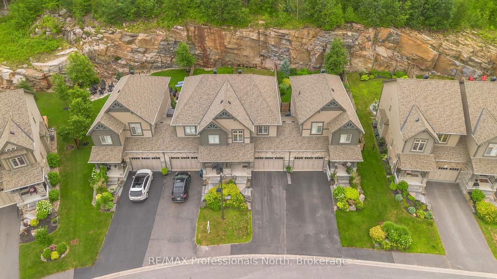 Photo of 45 Kelsey Madison Court, Huntsville, ON P1H 0E2 (MLS # X13574966)