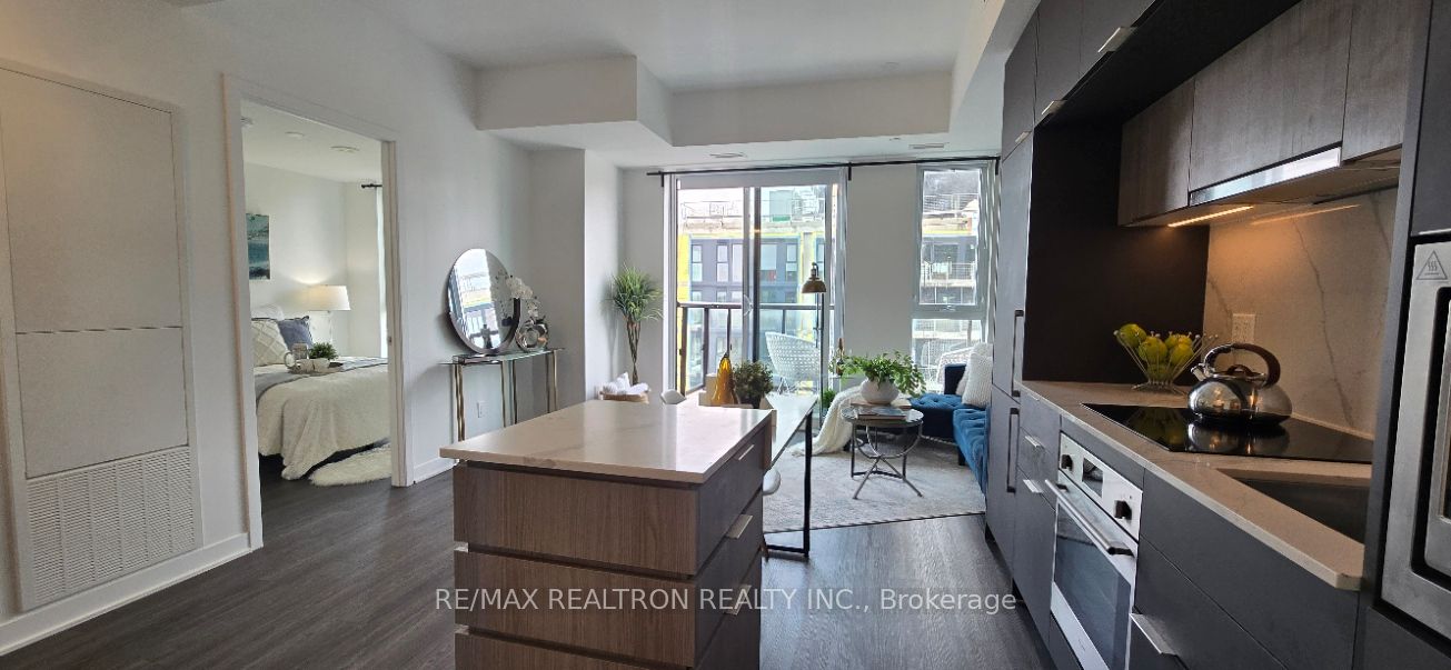 185 Alberta Avenue W 1208