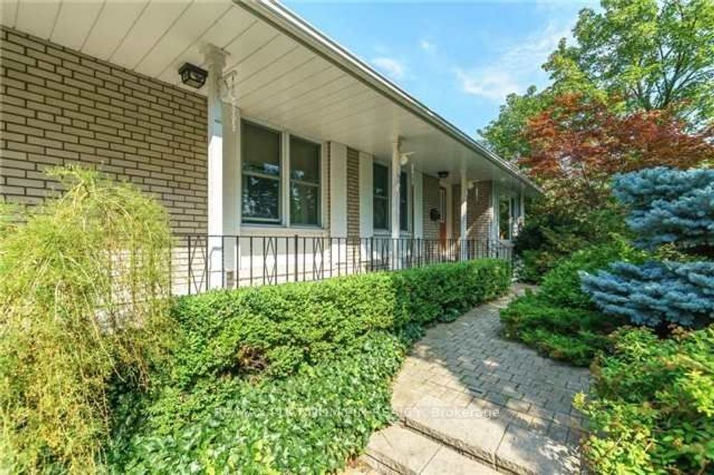 Photo of 24 Hartsdale Drive, Toronto, ON M9R 2S5 (MLS # W12703378)