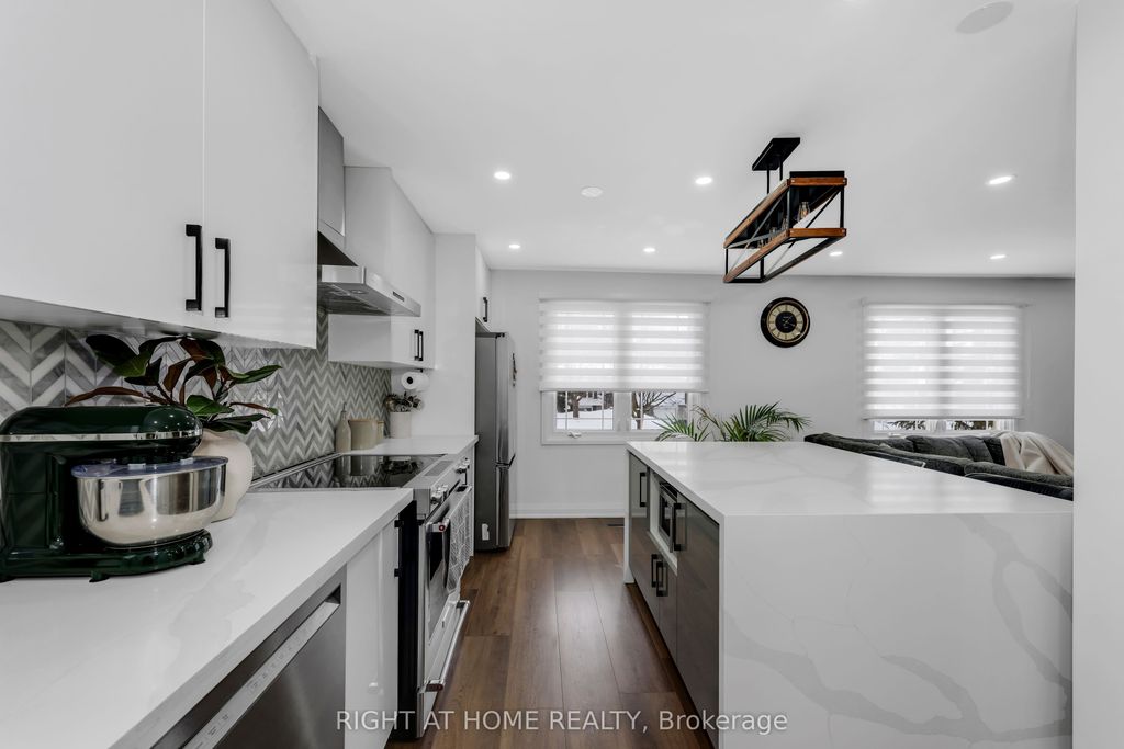 Photo of 5 Carol Road, Barrie, ON L4N 3P6 (MLS # S12791316)