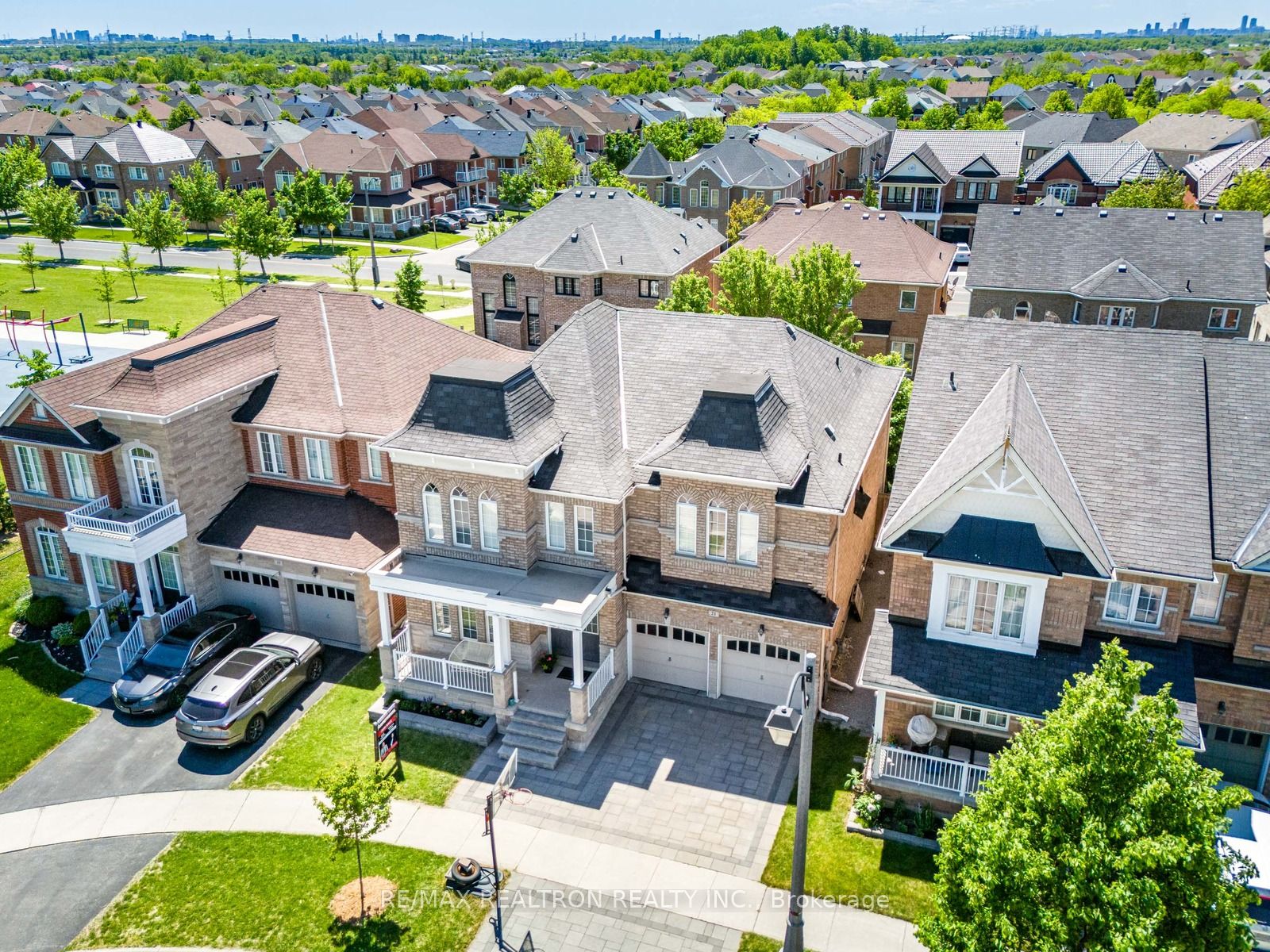 21 Rennie Avenue