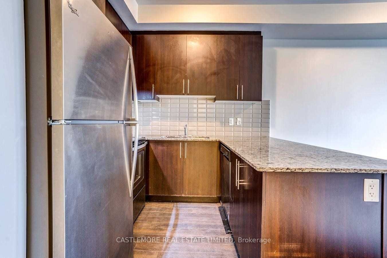 55 Yorkland Boulevard 1007