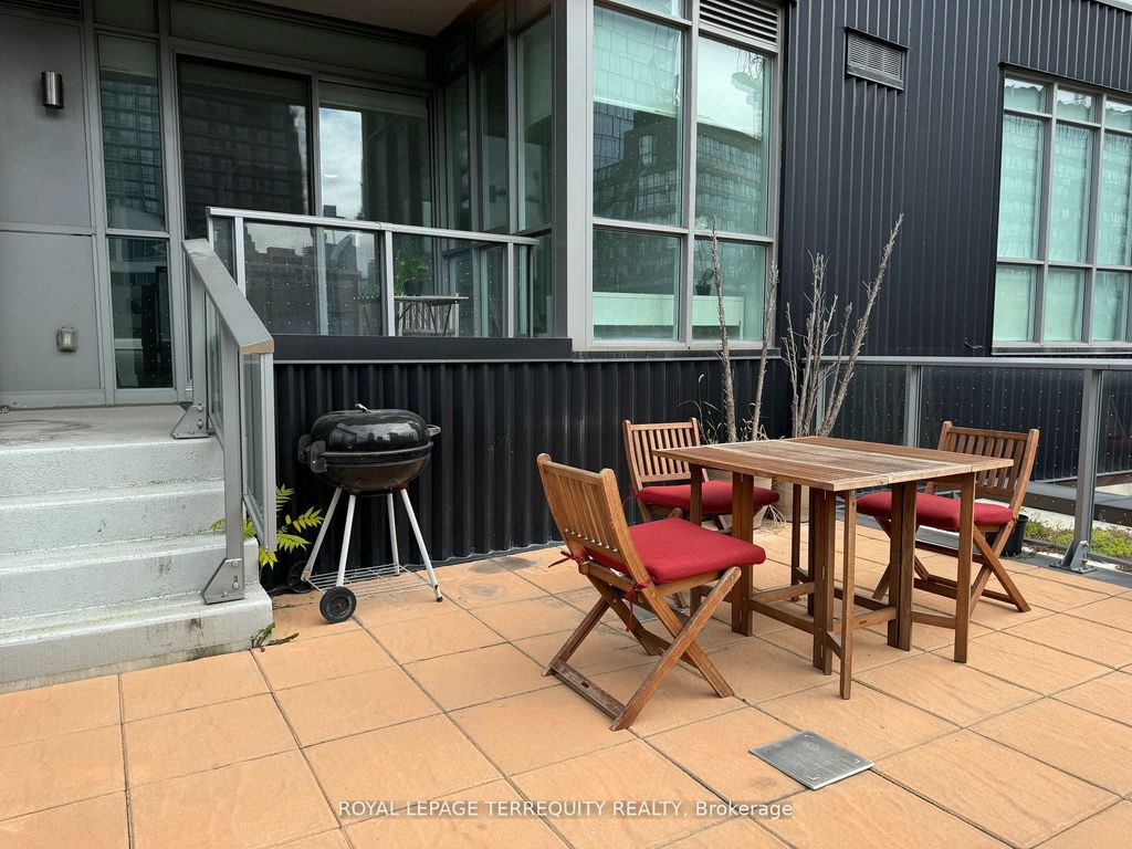 Photo of 120 Parliament Street #421, Toronto, ON M5A 0N6 (MLS # C12572102)