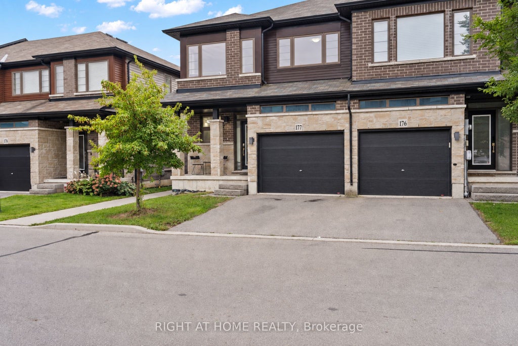 Photo of 30 Times Square Boulevard #177, Hamilton, ON L8J 0M1 (MLS # X14113718)