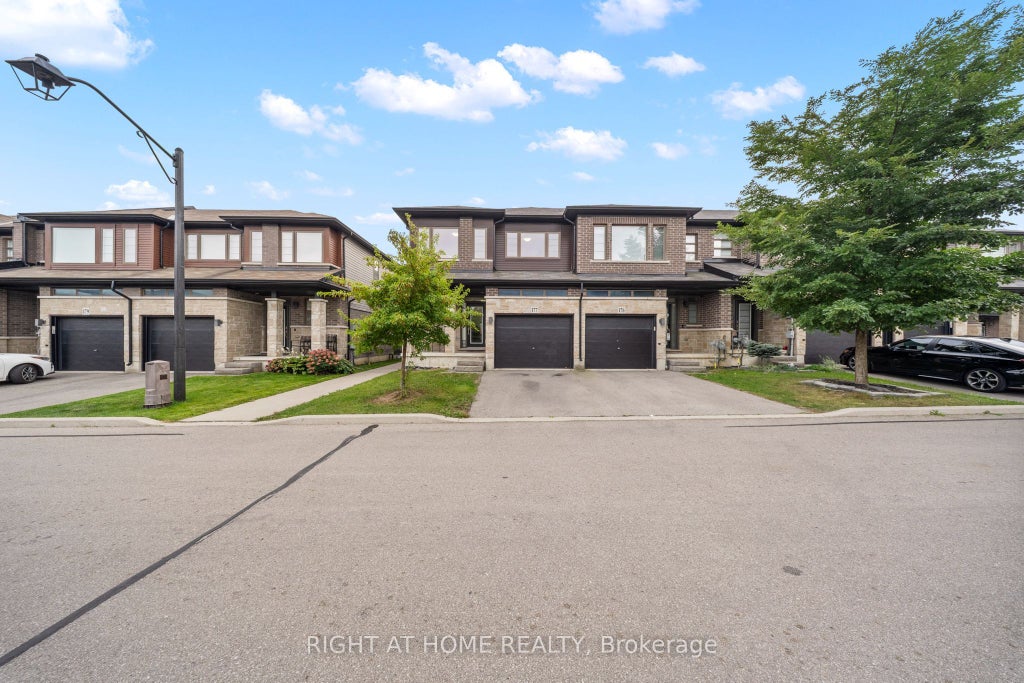 Photo of 30 Times Square Boulevard #177, Hamilton, ON L8J 0M1 (MLS # X14113718)