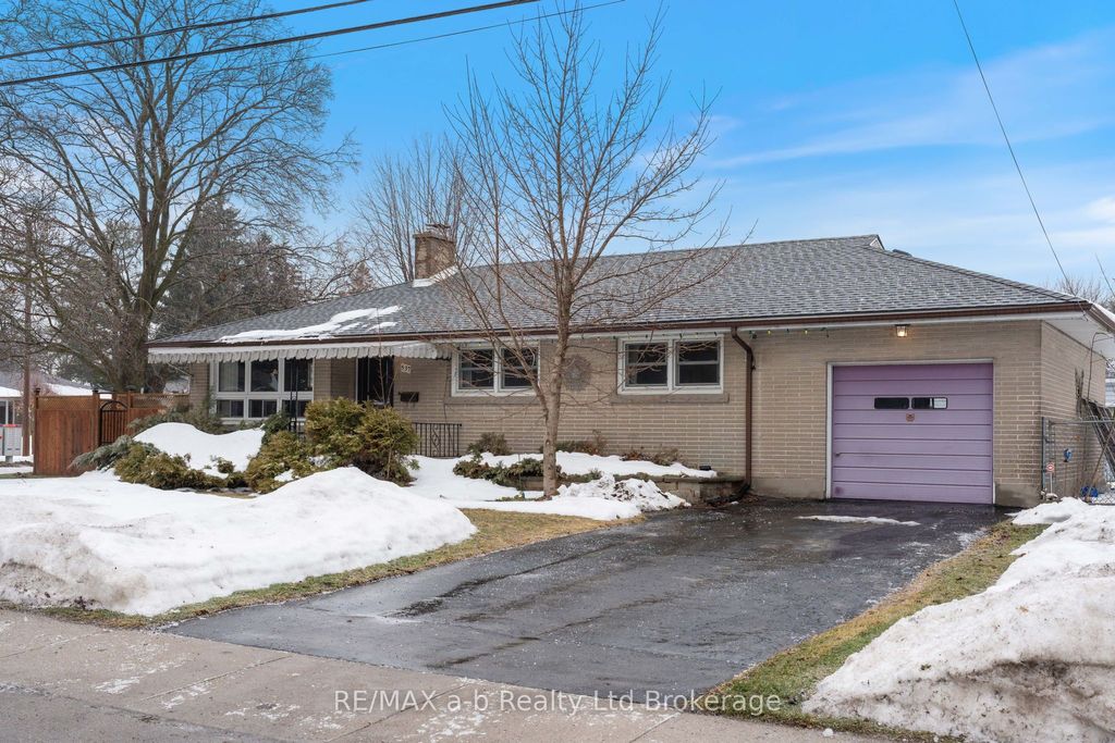 Photo of 537 Fair Street, Woodstock, ON N4S 5V1 (MLS # X12806026)