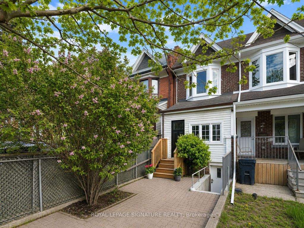 Photo of 13 Auburn Avenue, Toronto, ON M6H 2L6 (MLS # W13198786)